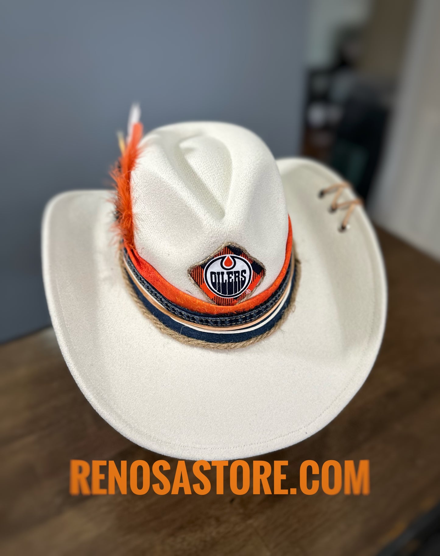 cowboy style oilers hat.